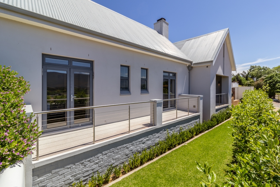 4 Bedroom Property for Sale in Paarl South Western Cape